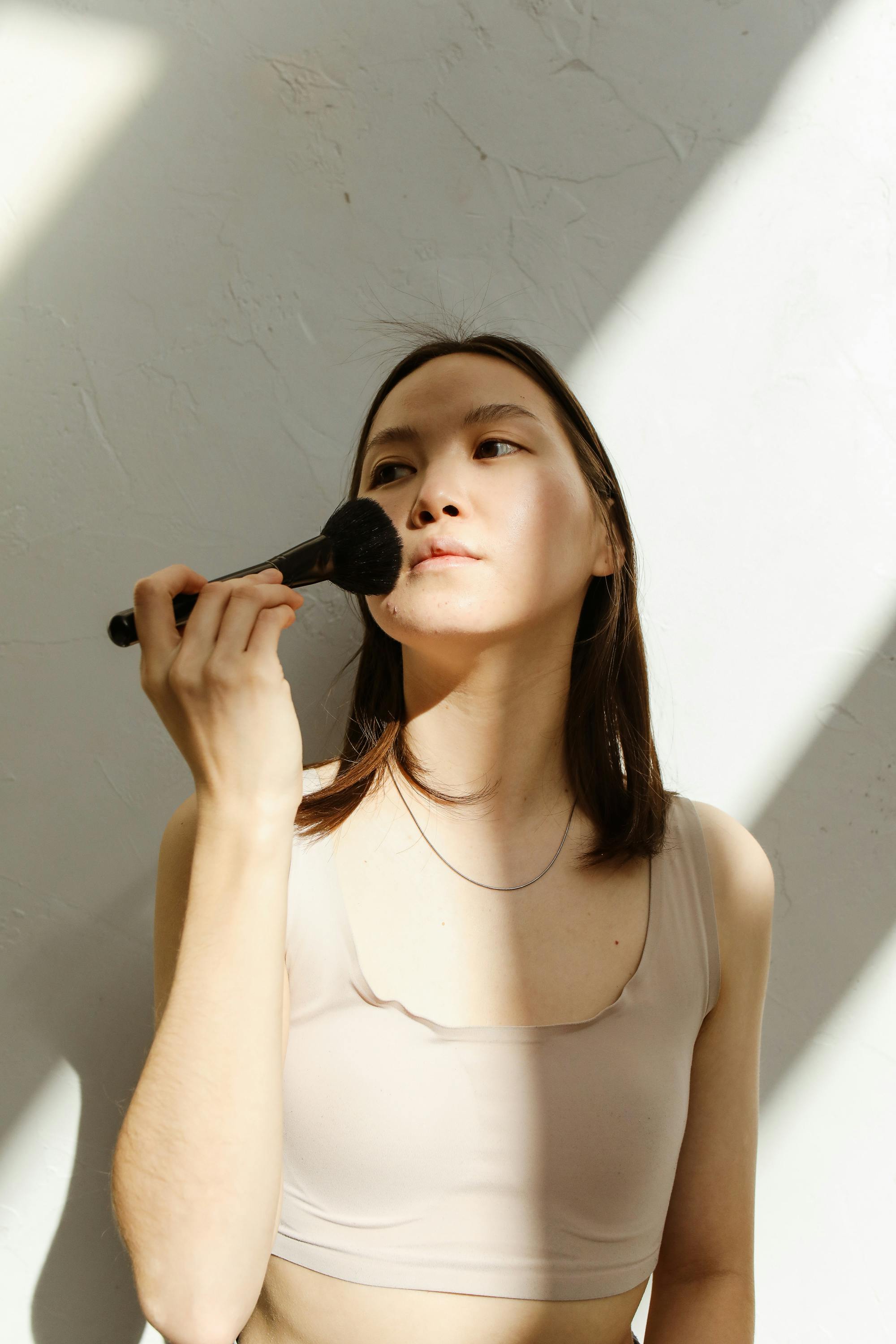 评分与收藏推荐视觉图：角色情绪与镜头对齐